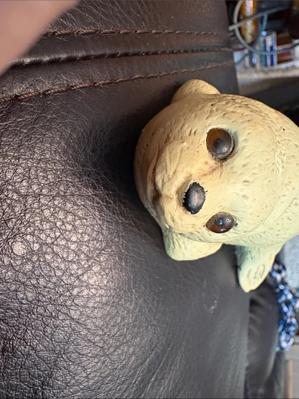 Beige Seal Homco ? Vintage Seal Figurine Home Interior?? Resin?? Homco??